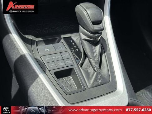 Certified 2024 Toyota RAV4 LE AWD/4WD image 35