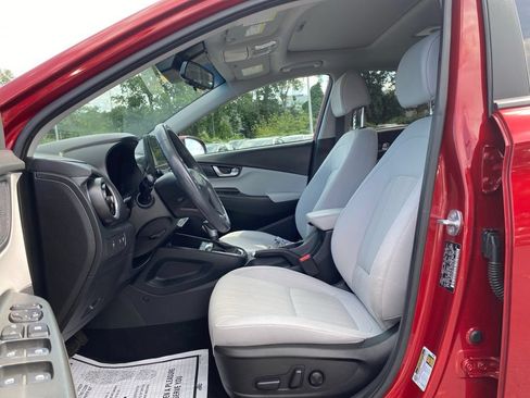 Certified 2023 Hyundai Kona SEL w/ Convenience Package AWD/4WD image 13