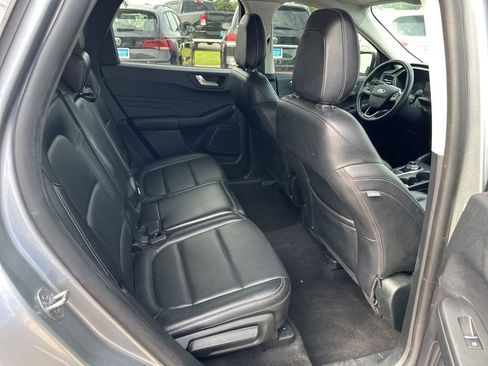 Used 2022 Ford Escape SEL image 13