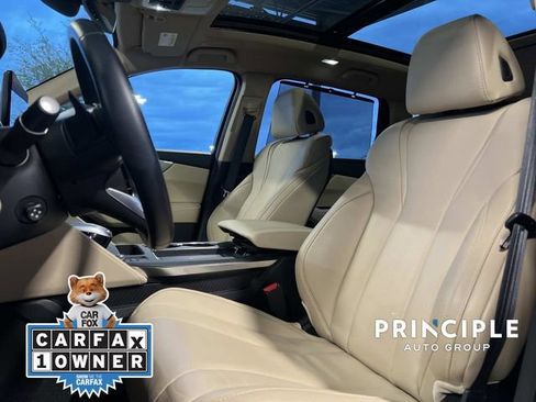 Used 2025 Acura MDX w/ Technology Package image 13