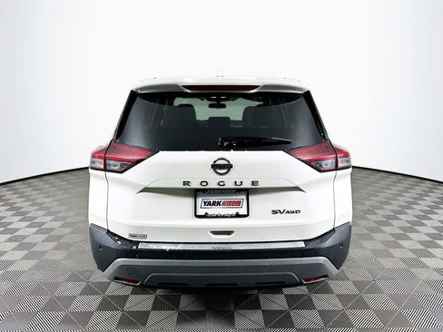Certified 2021 Nissan Rogue SV image 9