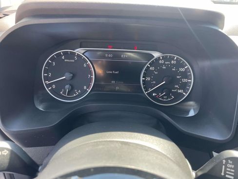 Used 2023 Nissan Rogue SL FWD image 18