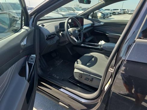 Used 2024 Volkswagen ID.4 S RWD image 9