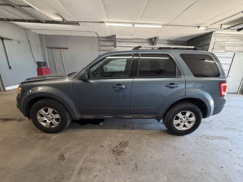 Used 2011 Ford Escape Limited w/ 302A Rapid Spec Order Code AWD/4WD image 2