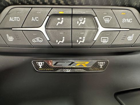 Used 2016 Chevrolet Corvette Z06 w/ C7.r Special Edition RWD image 31