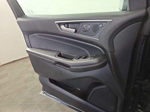 Used 2024 Ford Edge Titanium AWD/4WD image 28