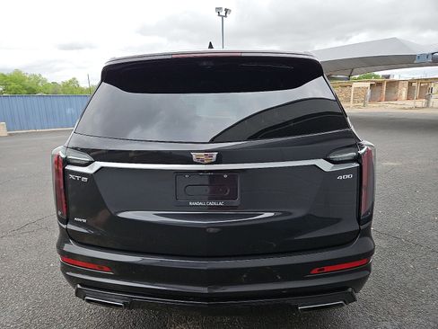 Used 2020 Cadillac XT6 Sport w/ Platinum Package AWD/4WD image 4