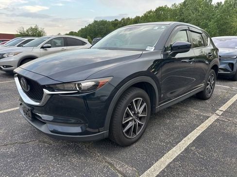 Used 2018 MAZDA CX-5 Touring w/ Preferred Equipment Package FWD image 3
