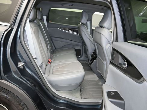 Used 2021 Lincoln Nautilus Reserve AWD/4WD image 27