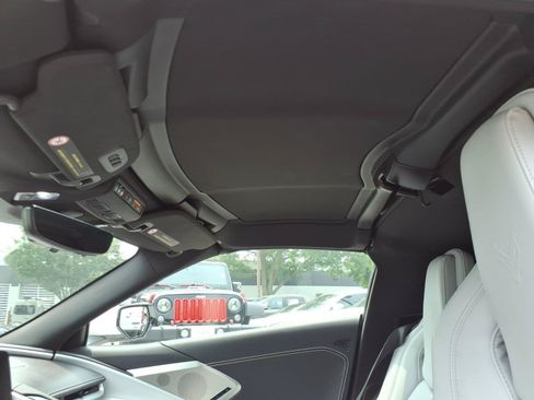 Used 2022 Chevrolet Corvette Stingray Preferred Cpe w/ Battery Protection Package RWD image 14