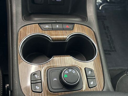 Used 2023 GMC Acadia SLE w/ Driver Convenience Package AWD/4WD image 44