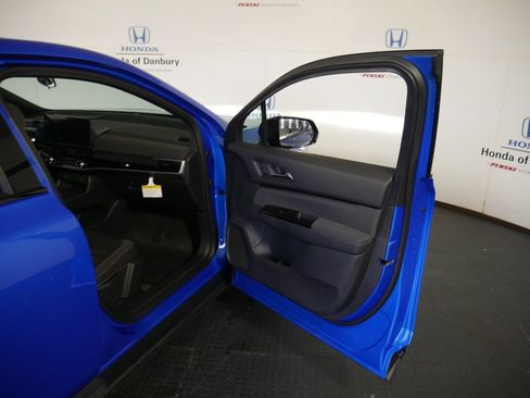New 2025 Honda Prologue EX image 7