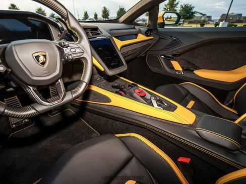 Used 2026 Lamborghini Temerario AWD/4WD image 26