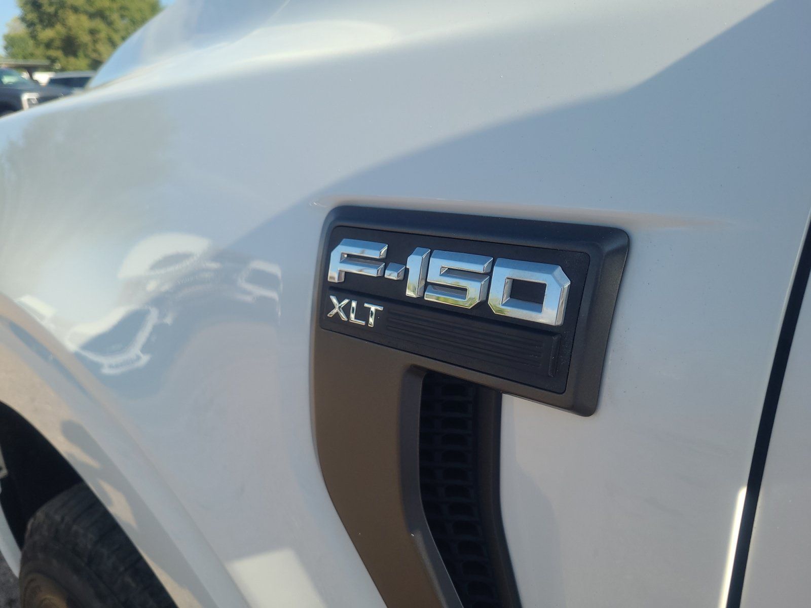 Used 2022 Ford F150 XLT w/ Equipment Group 302A High AWD/4WD image 24