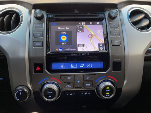 Used 2016 Toyota Tundra Limited image 29