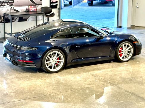 Used 2020 Porsche 911 Carrera 4S image 10