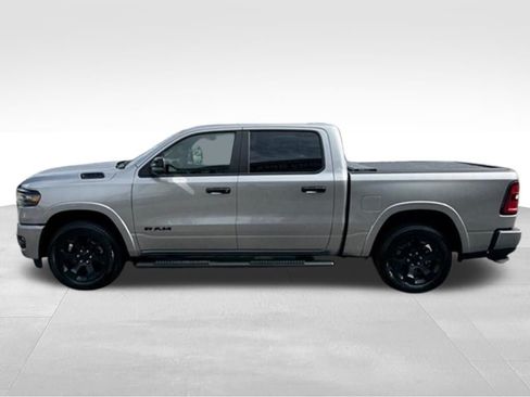 Used 2025 RAM 1500 Big Horn AWD/4WD image 2