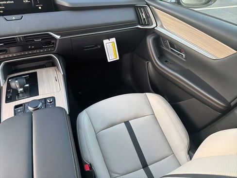 New 2026 MAZDA CX-90 3.3 Turbo w/ Preferred Package image 29