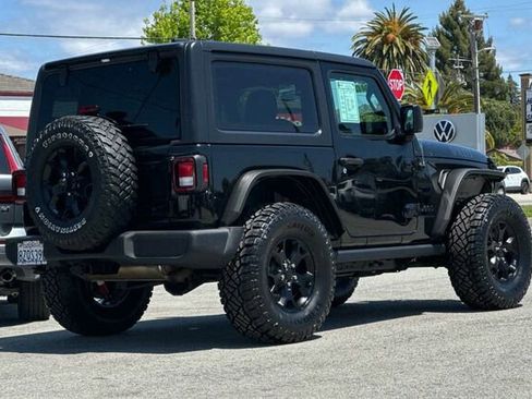 Used 2021 Jeep Wrangler Sport AWD/4WD image 4