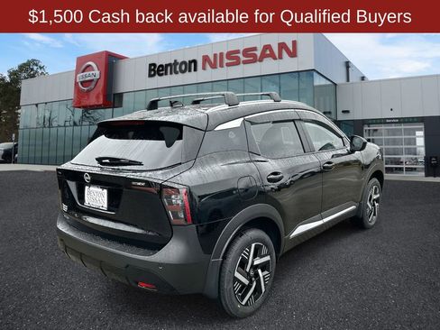 New 2026 Nissan Kicks SV w/ SV Premium Package FWD image 3