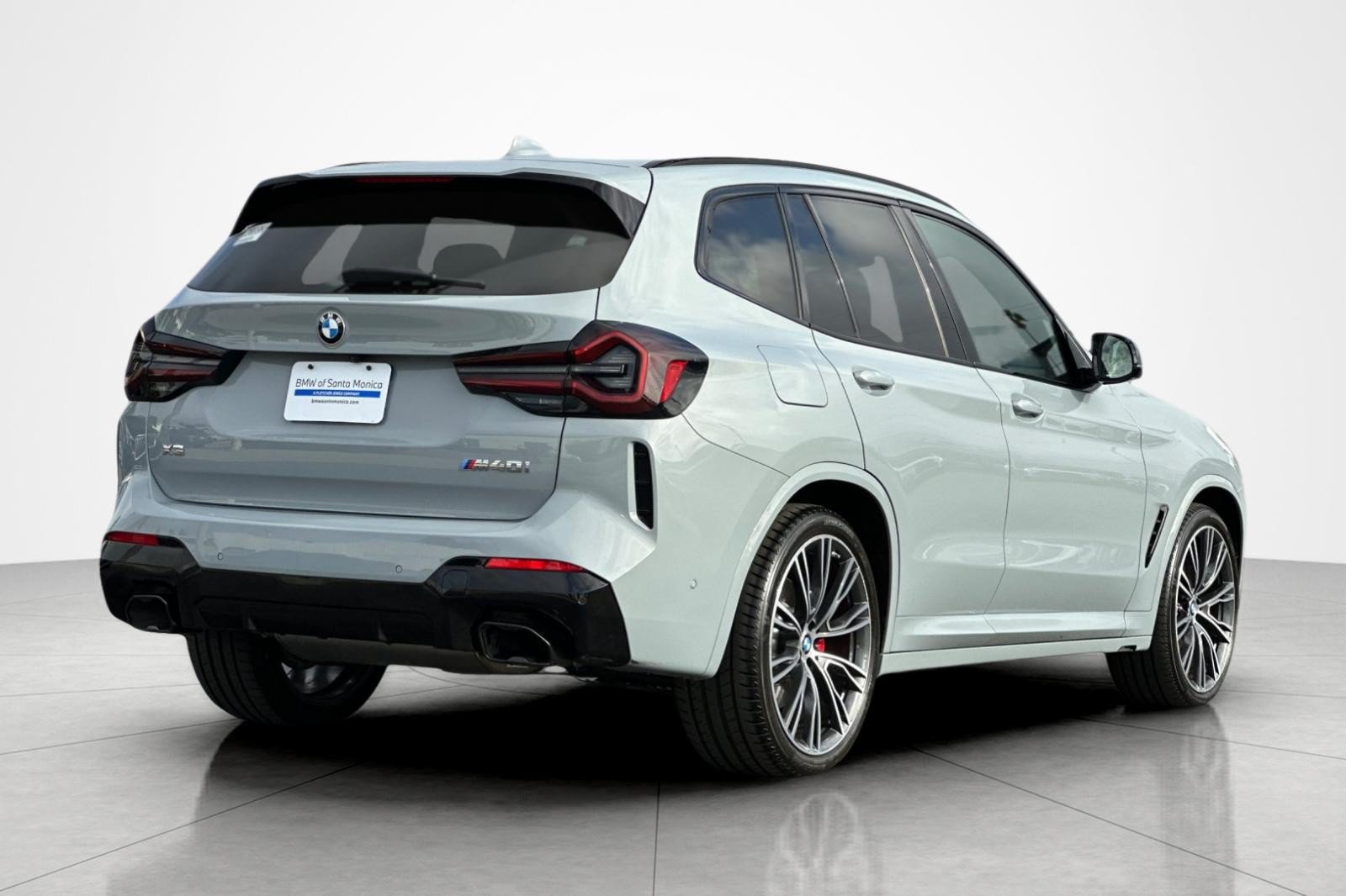 Used 2024 BMW X3 M40i AWD/4WD image 5