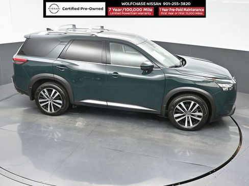 Certified 2025 Nissan Pathfinder Platinum w/ Cargo Package image 30