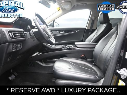 Used 2023 Lincoln Nautilus Reserve w/ Luxury Package AWD/4WD image 9