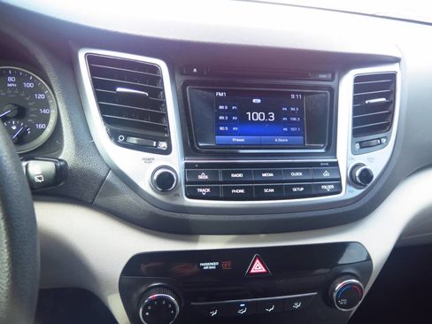 Used 2016 Hyundai Tucson SE w/ Option Group 02 image 8