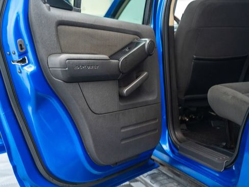 Used 2010 Ford Explorer Sport Trac XLT RWD image 39