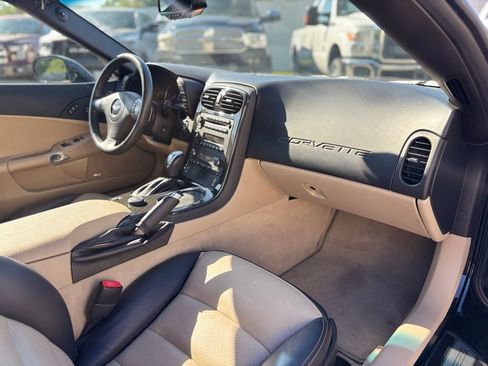 Used 2011 Chevrolet Corvette Grand Sport w/ Preferred Equipment Group image 17