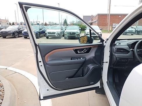 Used 2026 Subaru Forester Sport image 18