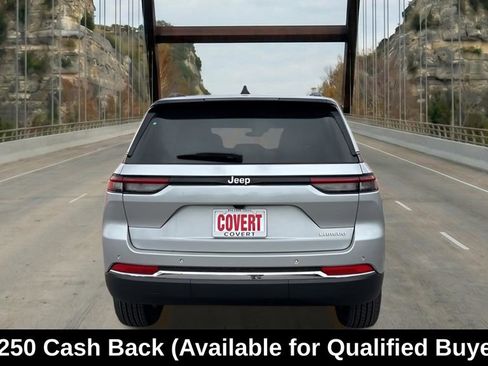 New 2025 Jeep Grand Cherokee Laredo X w/ Luxury Tech Group I RWD image 9