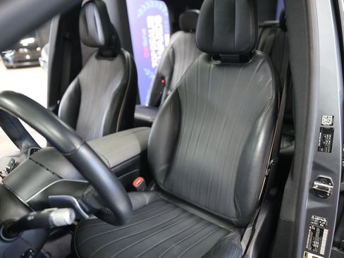 Used 2023 Mercedes-Benz EQS 450+ SUV image 24