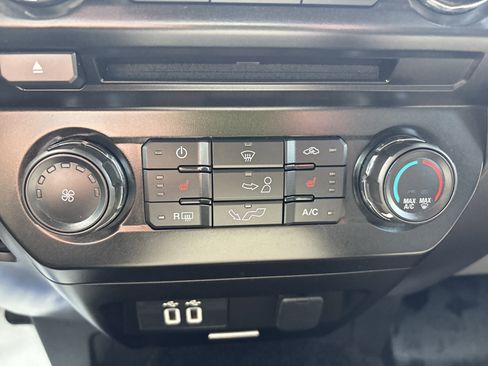 Used 2017 Ford F150 XLT w/ Equipment Group 302A Luxury image 13