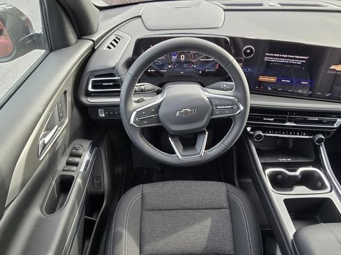 New 2026 Chevrolet Traverse LT w/ Midnight/Sport Edition image 17