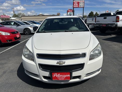 Used 2008 Chevrolet Malibu LS image 2