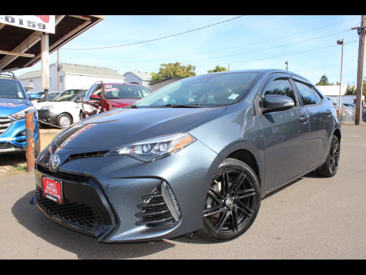 Used 2017 Toyota Corolla XSE w/ Carpet Mat Package (TMS) FWD image 1