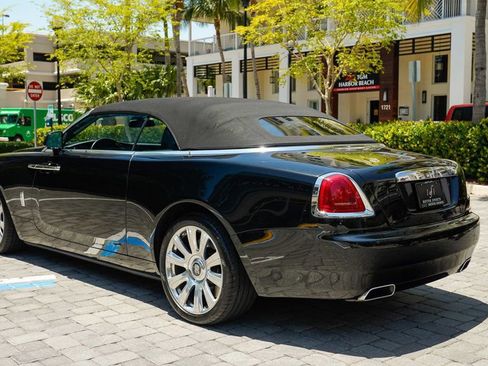 Used 2016 Rolls-Royce Dawn image 15