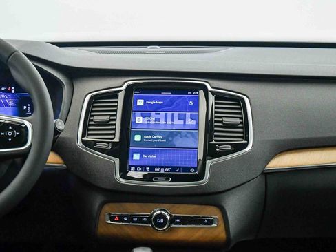 Certified 2023 Volvo XC90 B6 Plus w/ Protection Package Premier image 13