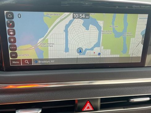 Used 2023 Hyundai Sonata Limited w/ Preferred Accessory Package FWD image 18