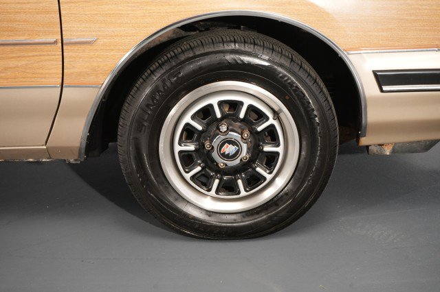 Used 1994 Buick Century Special FWD image 44
