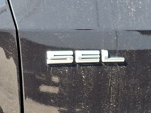 Used 2022 Ford Escape SEL w/ Technology Package image 10