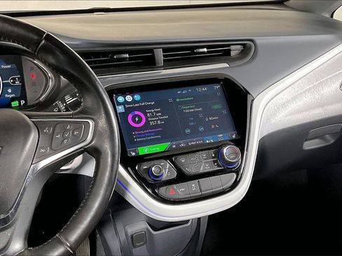 Used 2018 Chevrolet Bolt Premier w/ Driver Confidence II Package image 9