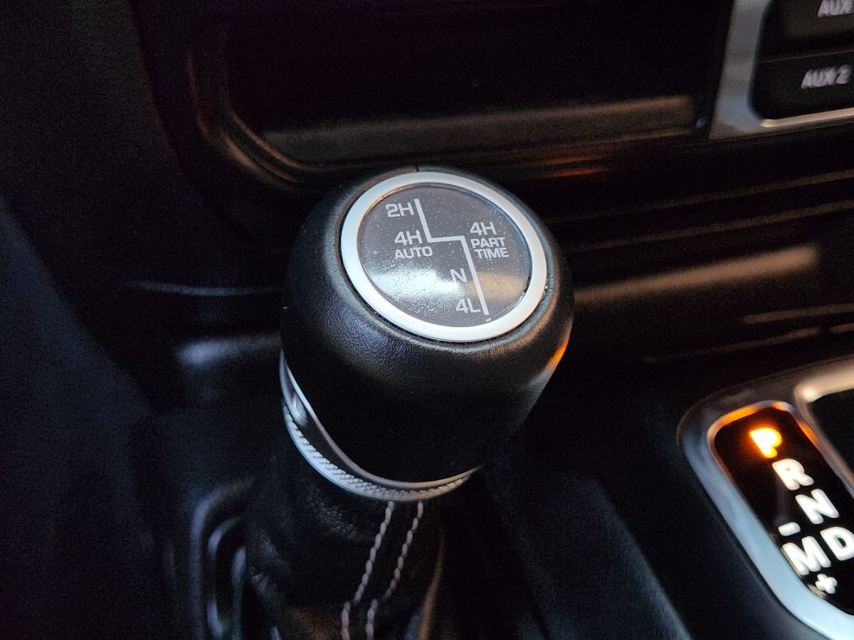Used 2021 Jeep Wrangler Unlimited Sahara w/ Cold Weather Group AWD/4WD image 38