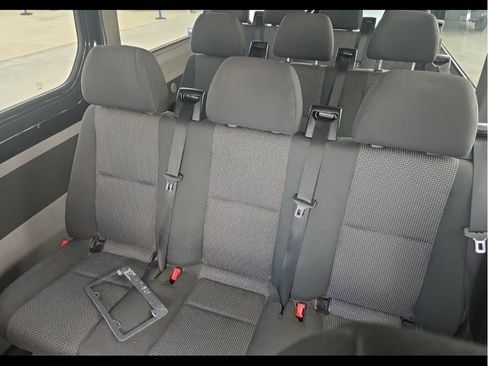 Used 2013 Mercedes-Benz Sprinter 2500 image 12