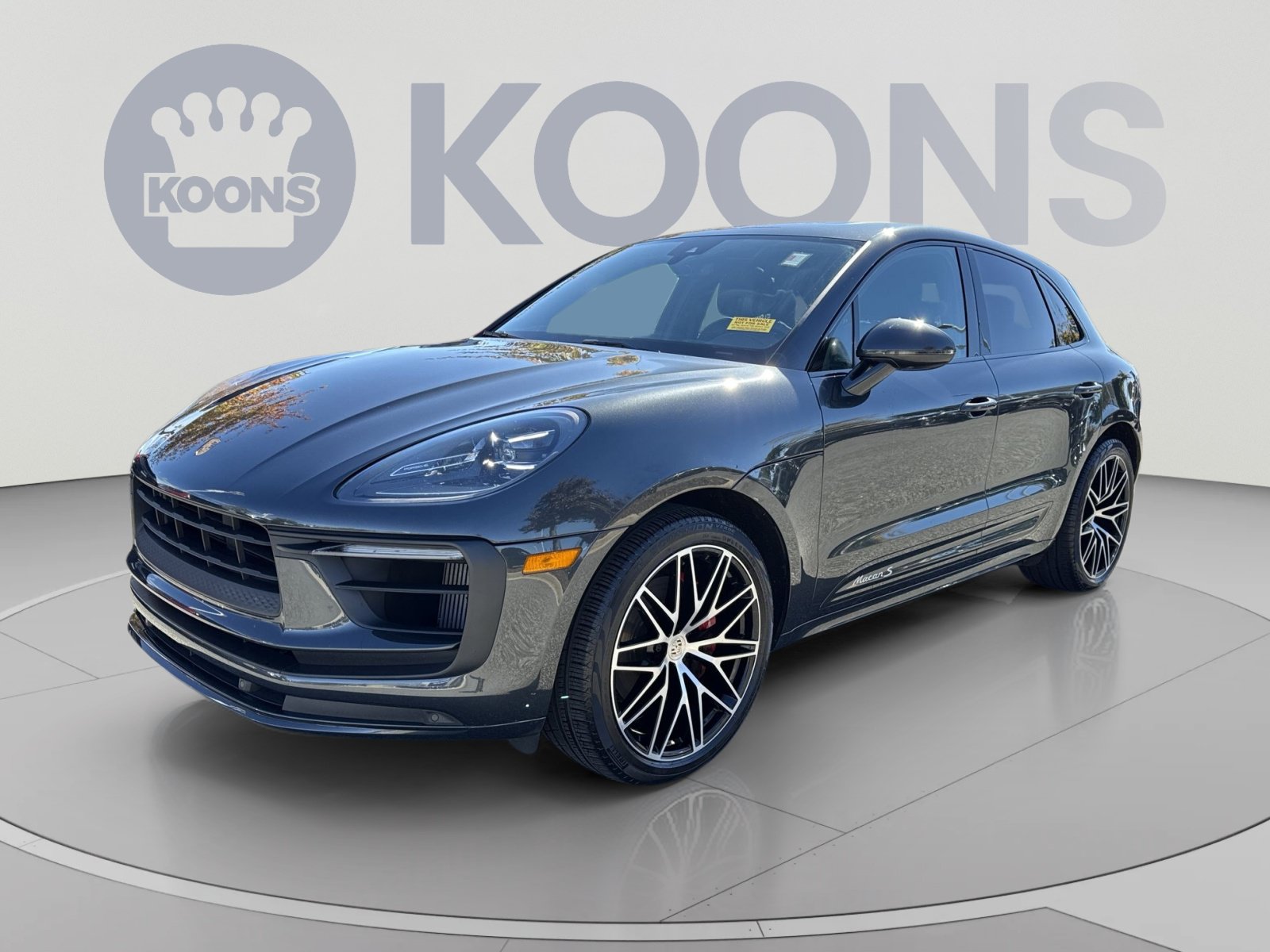 Used 2022 Porsche Macan S AWD/4WD image 1