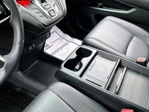Certified 2025 Honda Odyssey Sport-L image 17