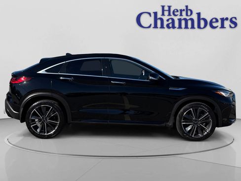 Used 2023 INFINITI QX55 Luxe w/ Cargo Package image 12