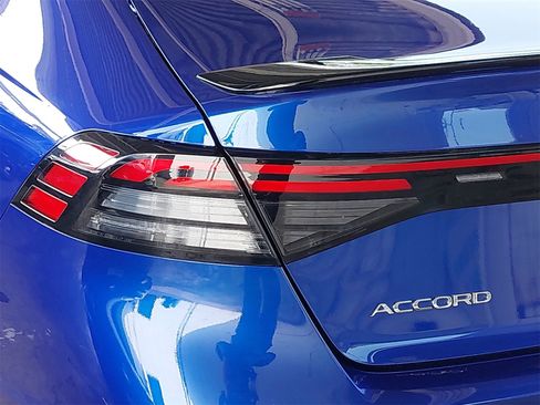 Used 2024 Honda Accord Sport image 34