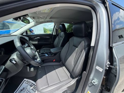 Used 2025 Buick Envision Preferred AWD/4WD image 9